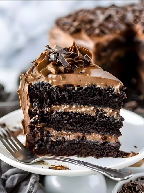 Triple Chocolate Cake: Czekoladowa Rozkosz, Która Zaskoczy Każdego Łasucha