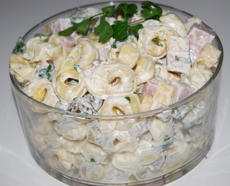 Sałatka z tortellini