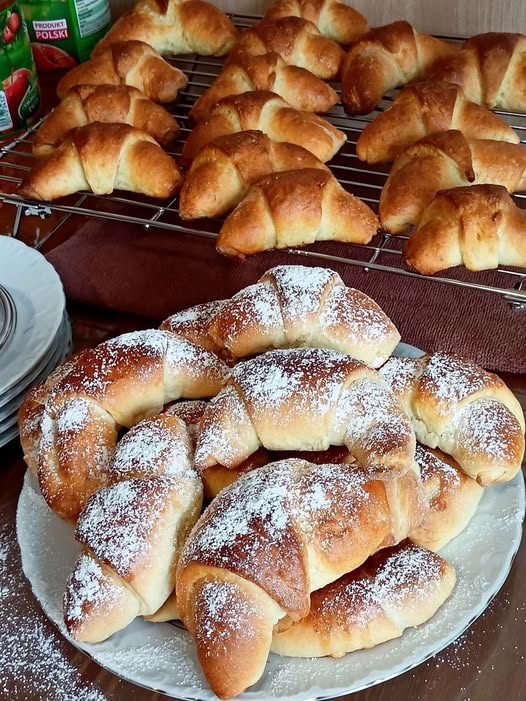 Błyskawiczne rogaliki z nadzieniem