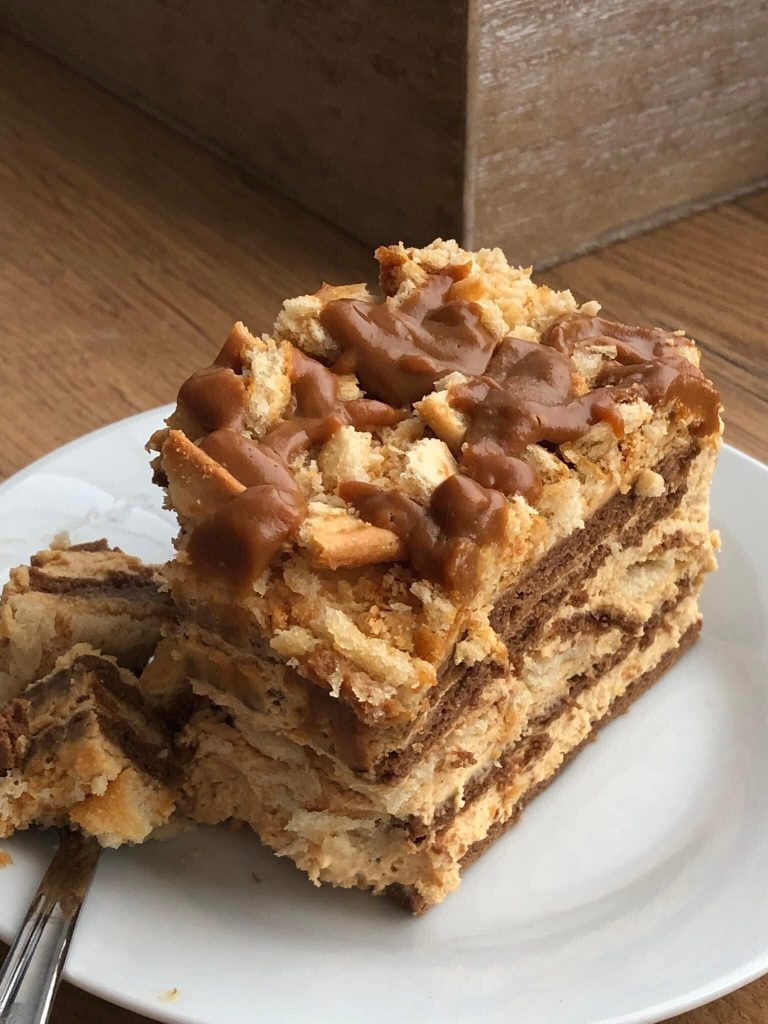 Ciasto z masą krówkową