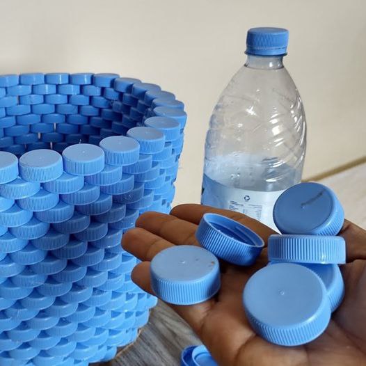„Zero Waste z Czapek: Twórz Magię do Domu w Stylu Ekologicznym – Mistrzowski Kurs DIY!”